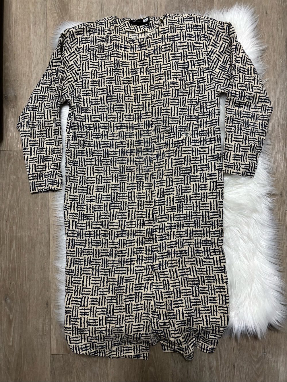 Ann Taylor Beige Blue Geometric Sheath Dress Long Sleeve Crew Neck Pockets 6